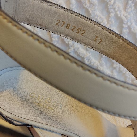 GUCCI Interlocking GG Gladiator Sandal Heels - Picture 8 of 16